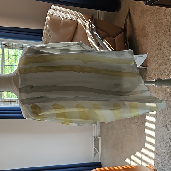 Tunic three colors summer wear. - Picture 3 of 3